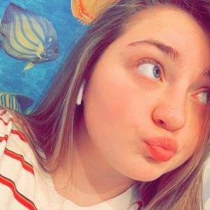 Meet your Posher, Kyla